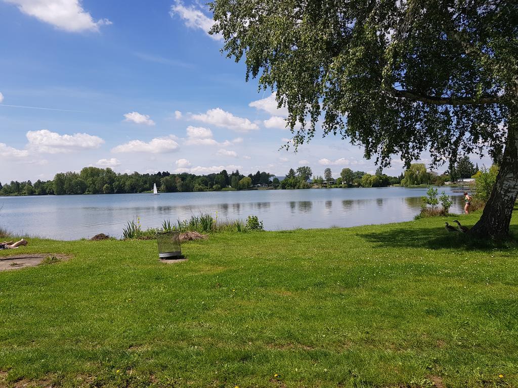 Ferienhaus Am See Hungen Esterno foto